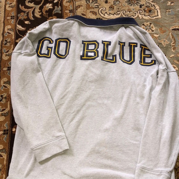 Women’s Grey Pink Victoria’s Secret Pullover - Picture 5 of 5